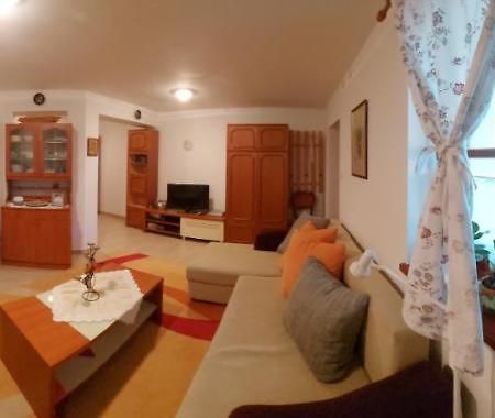 Апартаменты Nyugalom Szigete 2 Fos Apartman 1 Haloterrel Vertessomlo Экстерьер фото